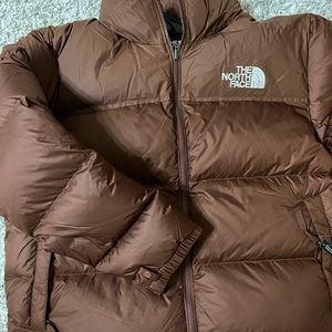 Northface 700 women’s Puffer